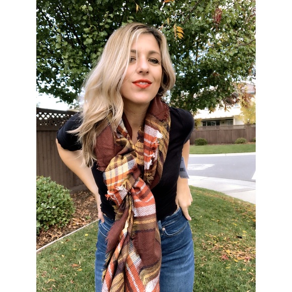 PLAID oversized frayed blanket scarf -BRICK MULTI - Picture 7 of 8